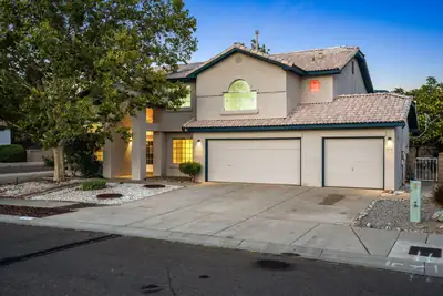 8332 Wilson Hurley Court NE, Albuquerque