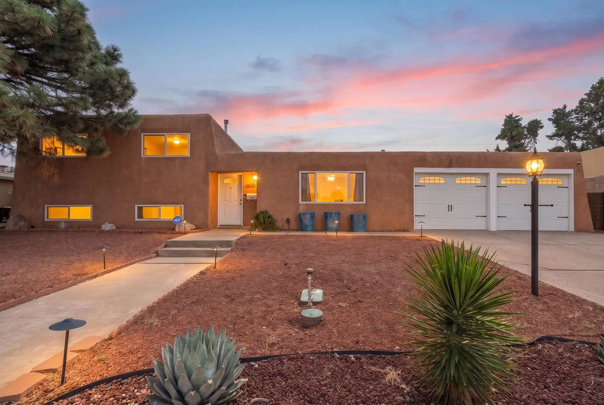 4508 Piedra Blanca Street NE