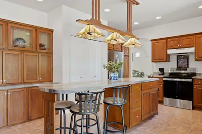3877 Bay Hill Loop SE 