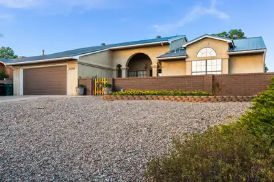 6358 Roadrunner Loop NE, Rio Rancho, NM 87144 