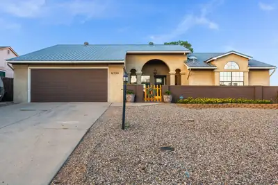 6358 Roadrunner Loop NE, Rio Rancho, NM 87144 