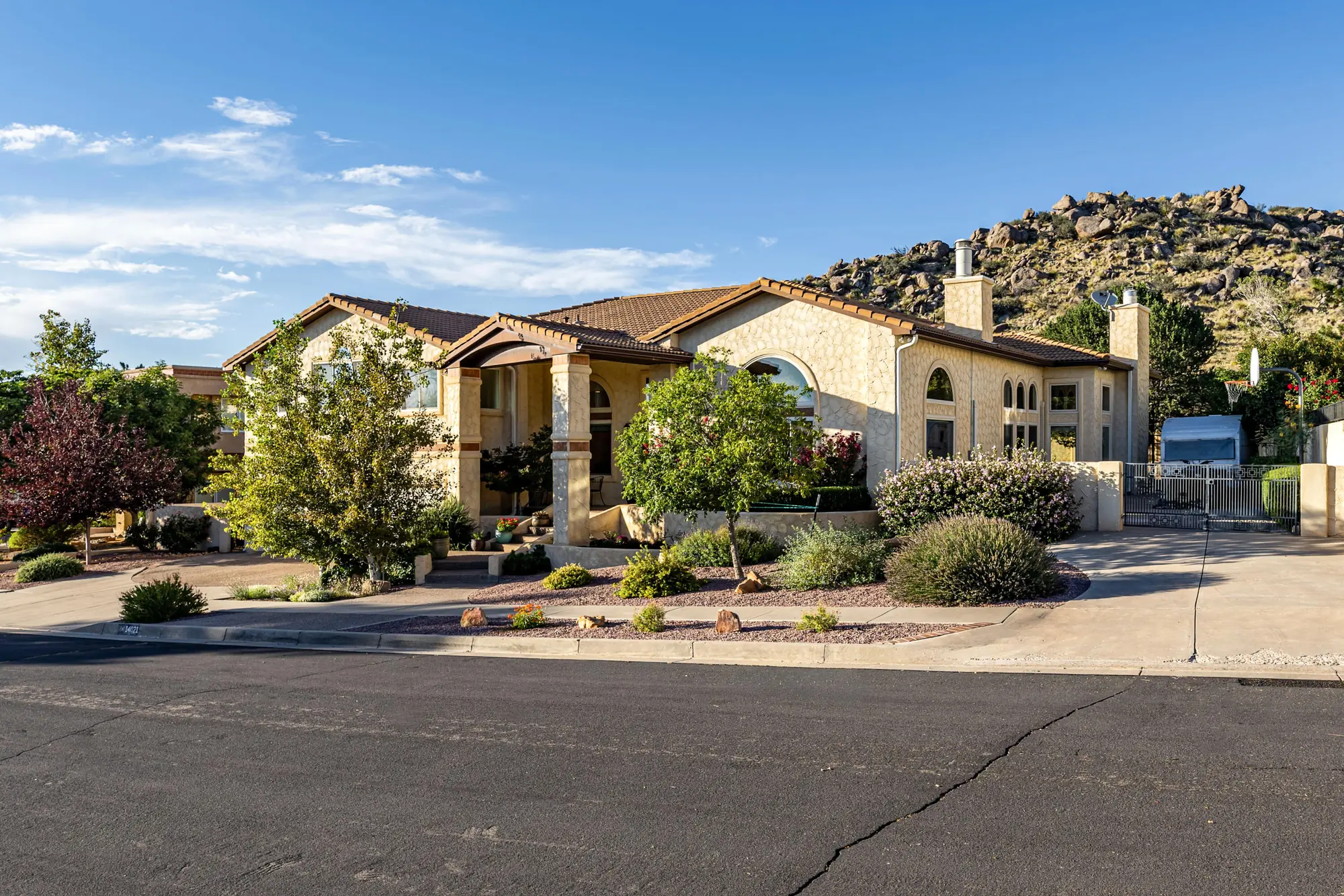 14021 Wind Mountain Road NE