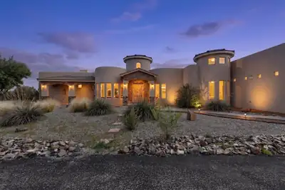24 Naomi Drive, Tijeras