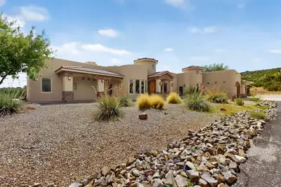 24 Naomi Drive 