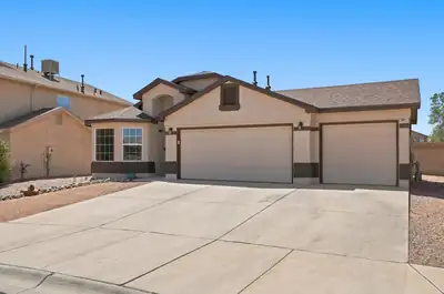 215 Boot Hill Loop SW 