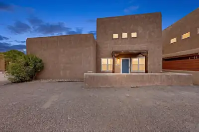 2308 Corte De Apio NW, Albuquerque