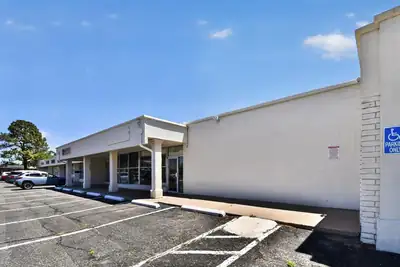9301 Candelaria Road NE, Albuquerque, NM 87111 