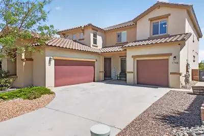 1748 Cooke Canyon Drive NW, Albuquerque