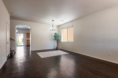 1021 Toscana Drive SE 
