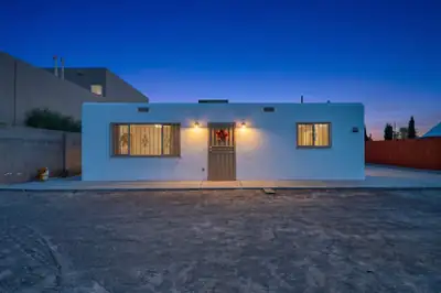 2900 Foraker Place NW, Albuquerque