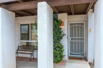 47 Calle Loma Parda NW 