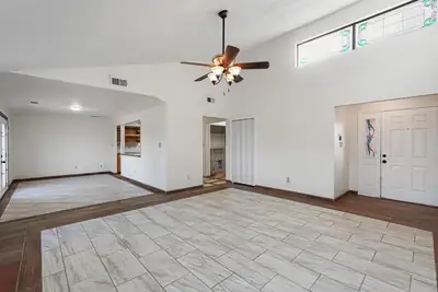 868 Campfire Road SE 