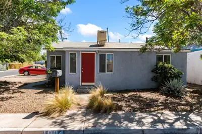1004 Santa Fe Avenue SW 