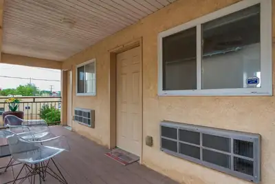 618 Coal Avenue SW UNIT B 