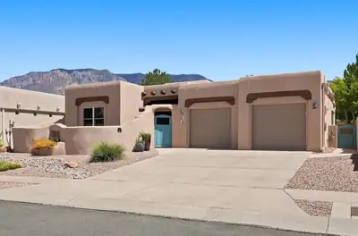 6420 Anasazi Drive NE, Albuquerque