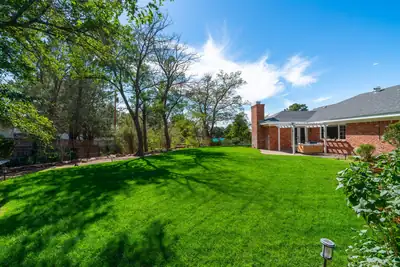728 Stagecoach Road SE 