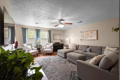 10536 Vista Bella Place NW, Albuquerque, NM 87114 