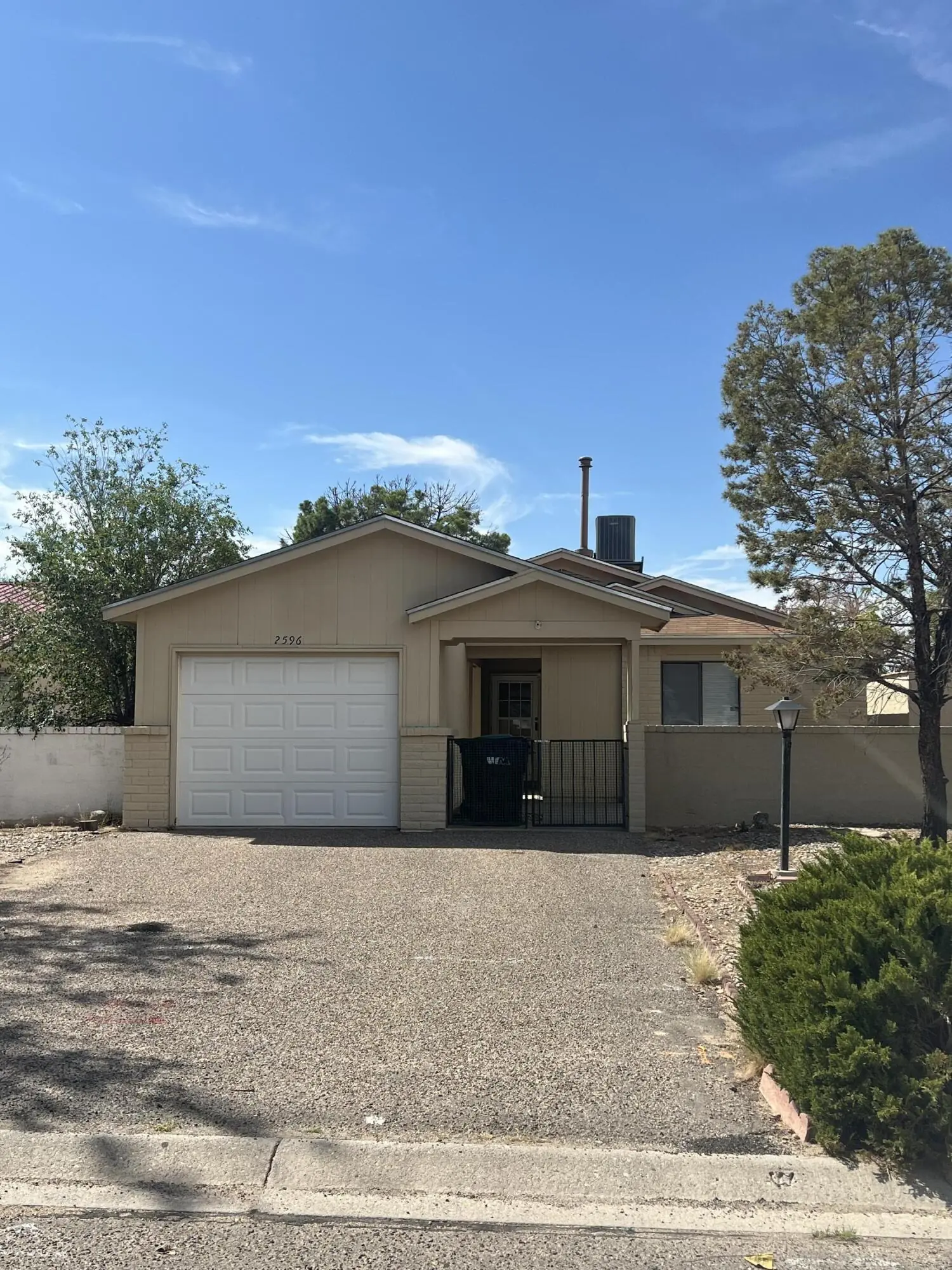 2596 Harvard Drive SE