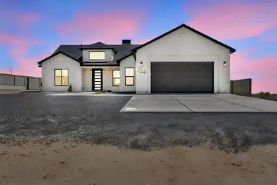 324 2nd Street NE, Rio Rancho