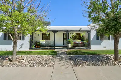401 Aliso Drive NE, Albuquerque