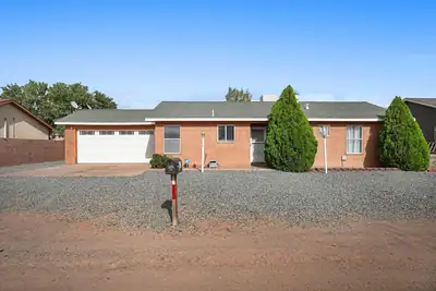 432 Mohawk Street SW, Rio Rancho