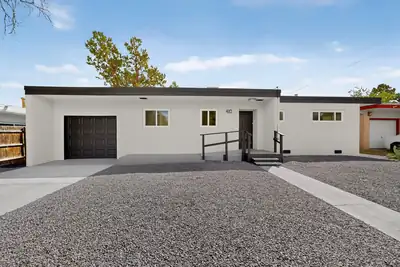 410 Adams Street NE, Albuquerque
