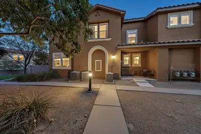 601 Menaul Boulevard NE UNIT 1404, Albuquerque