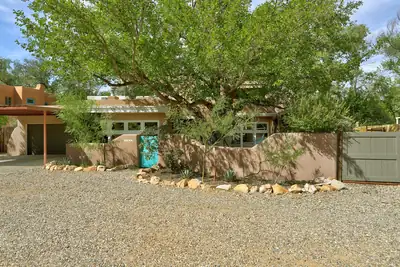 4905 Guadalupe Trail NW, Albuquerque