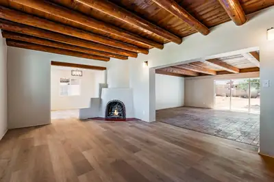 100 Tyler Road NW, Albuquerque
