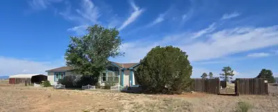 6 Sandia Street 