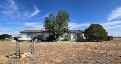 6 Sandia Street 