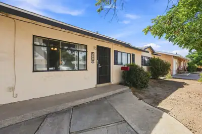 308 Espejo Street NE 