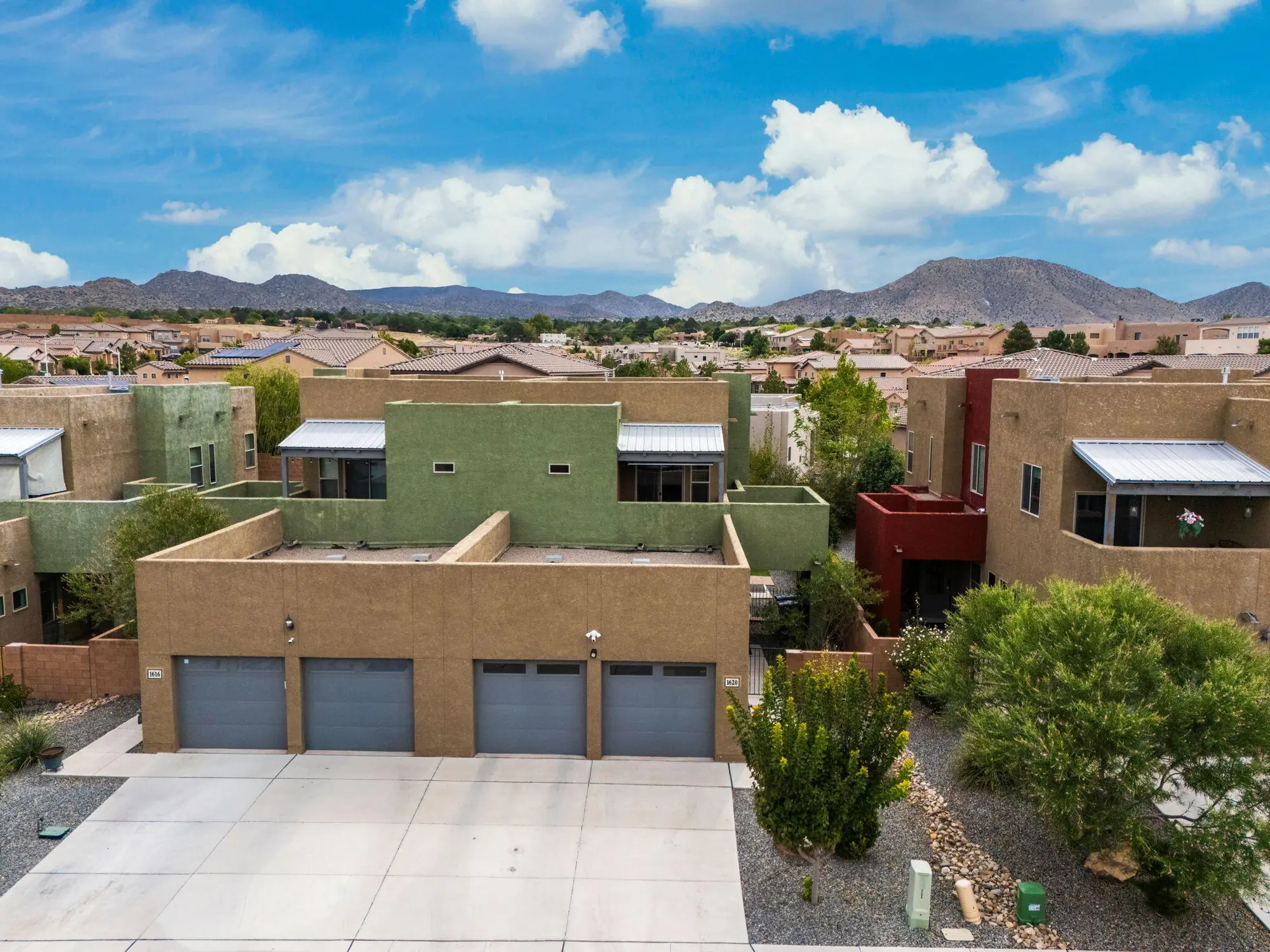 1620 Gulfstream Drive SE