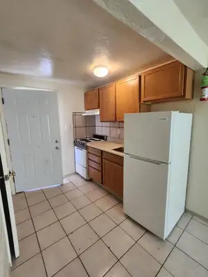221 Maple Street NE 79 