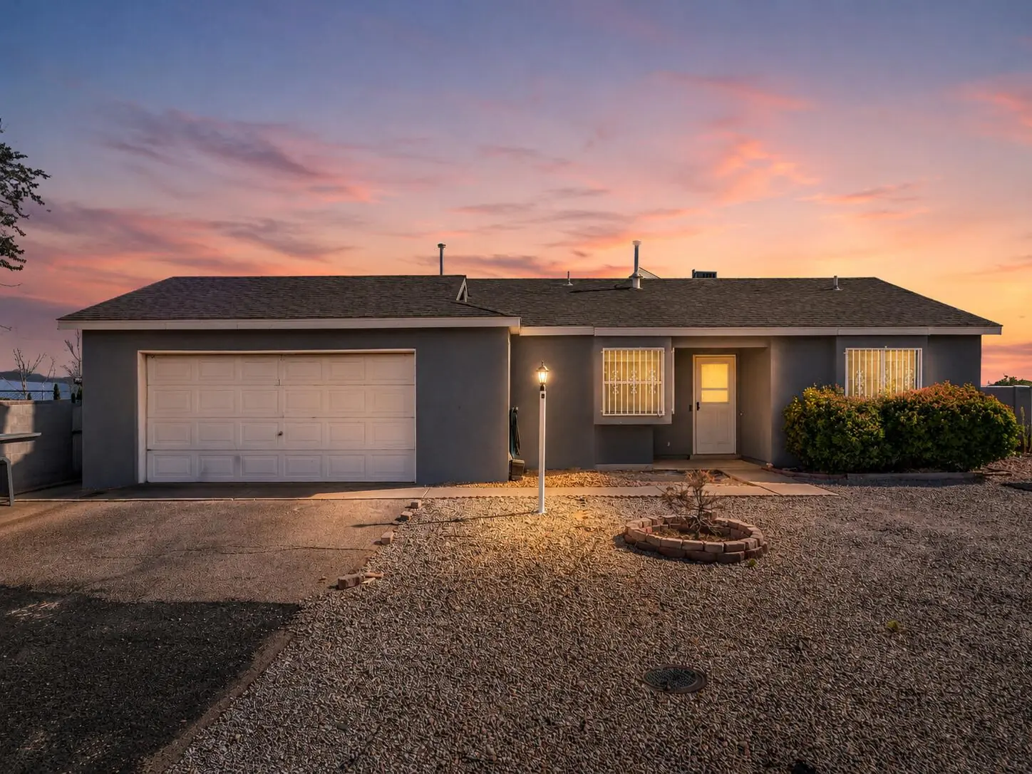 4538 Zirconia Drive NE