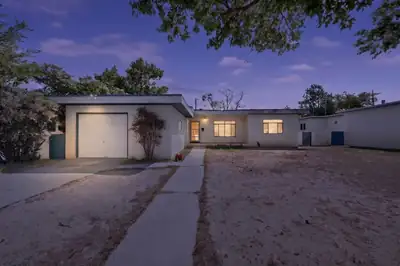 334 Chula Vista Place NE, Albuquerque