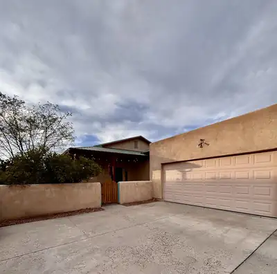 6755 Camino Carlita, Santa Fe