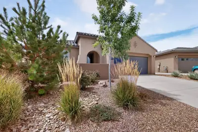 6231 Bryce Canyon Lane NE 