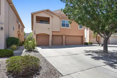 5640 Valle Alegre Road NW, Albuquerque