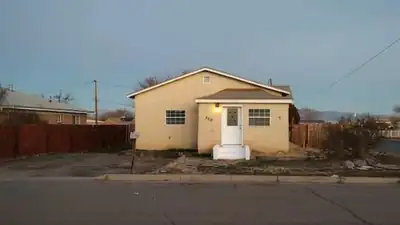 300 N 14th Street, Belen