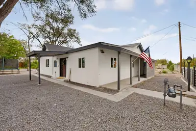 1103 N Mesa Road 