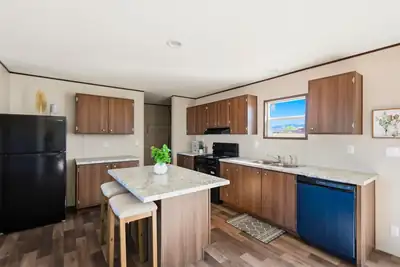 5 Meadowlake Circle 