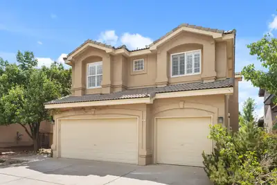 9119 Autumn Rose Drive NE 