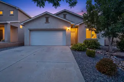 10039 Andrews Avenue SW, Albuquerque