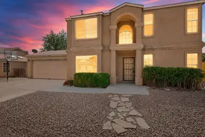 1833 Strawberry Drive NE, Rio Rancho