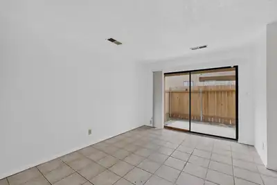 2900 Vista Del Rey NE UNIT 25B 