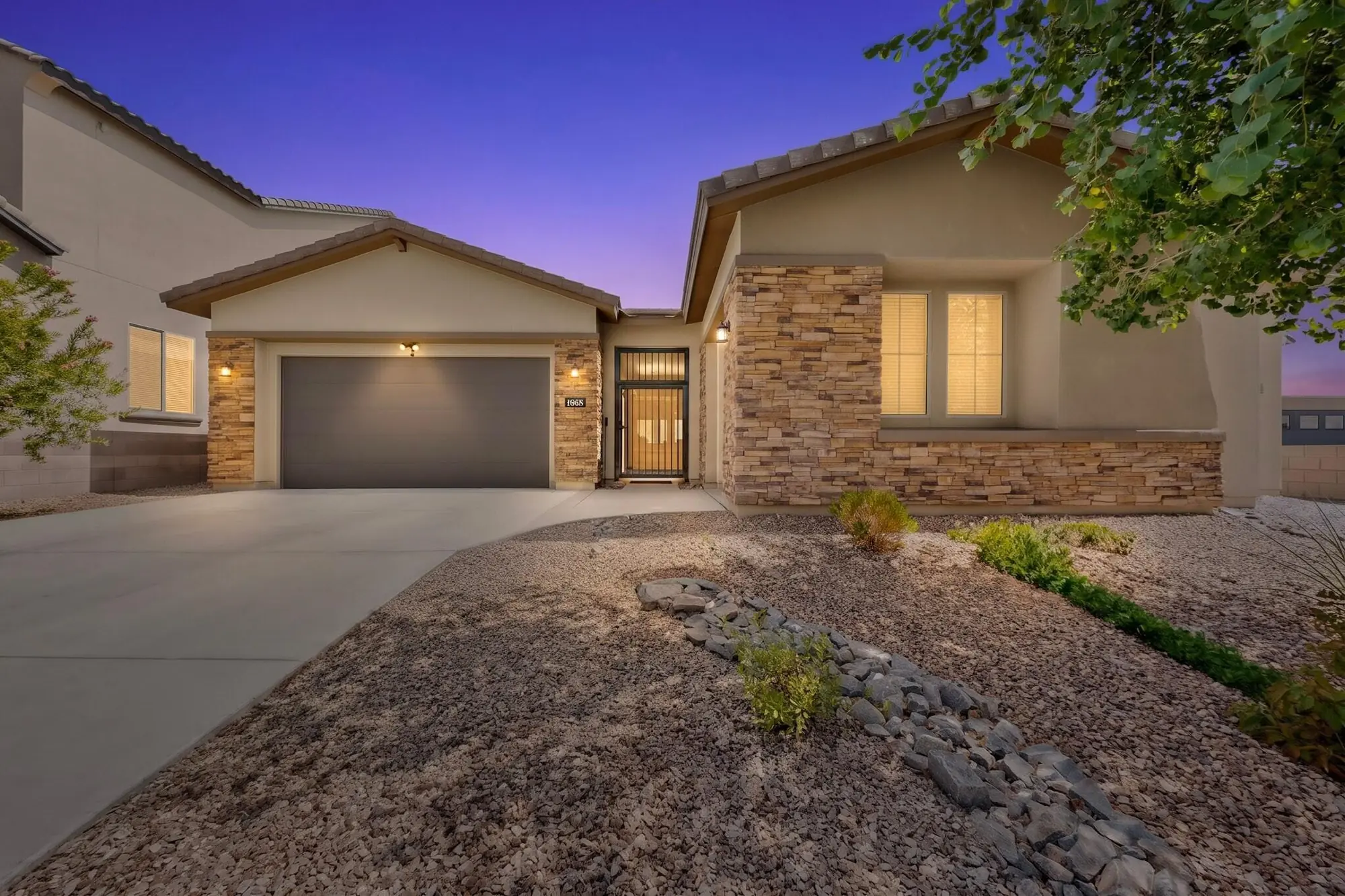 1604 Deer Valley Trail NW