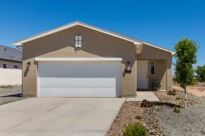 937 Northern Boulevard NE, Rio Rancho