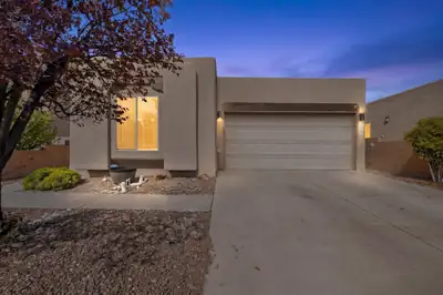 5227 Tierra Amada Street NW, Albuquerque