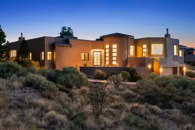 6805 Pino Arroyo Court NE, Albuquerque